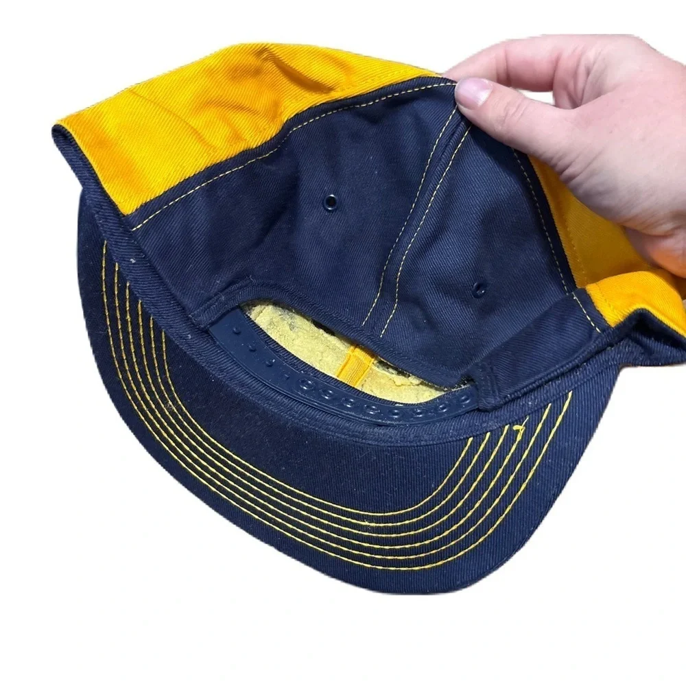 Polaris Patch Navy Yellow Gold SnapBack Hat Trucker Vintage 90s